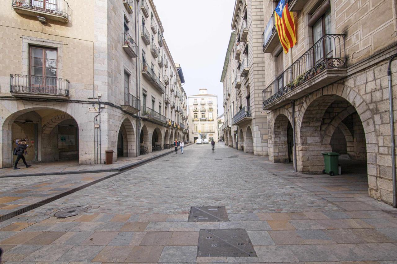 Apartamento Tr Auriga En El Barri Vell Girona Exteriör bild
